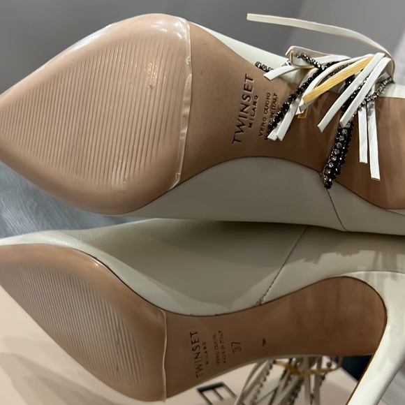 TWINSET White leather booties. Size 37. New in box - Picture 6 of 12